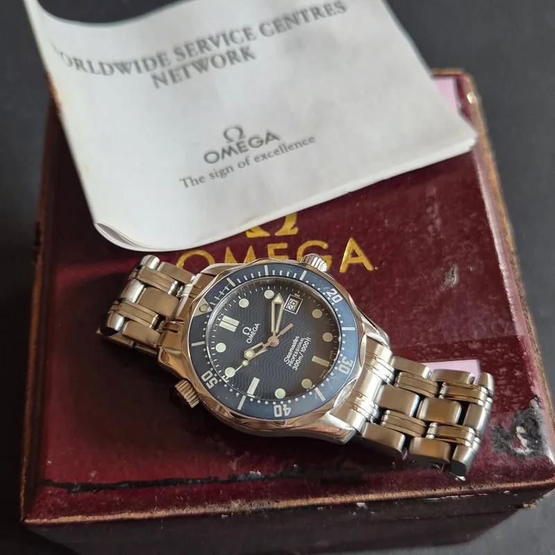 Thumb Seamaster Diver 300M Quartz 36.25 Stainless Steel / Blue / Bracelet