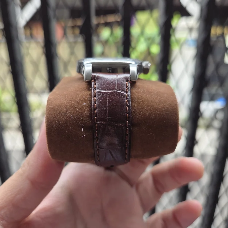 Thumb Classic Date 37 Stainless Steel / Silver