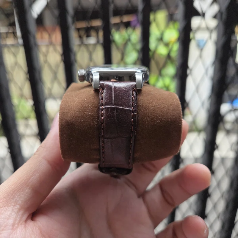 Thumb Classic Date 37 Stainless Steel / Silver