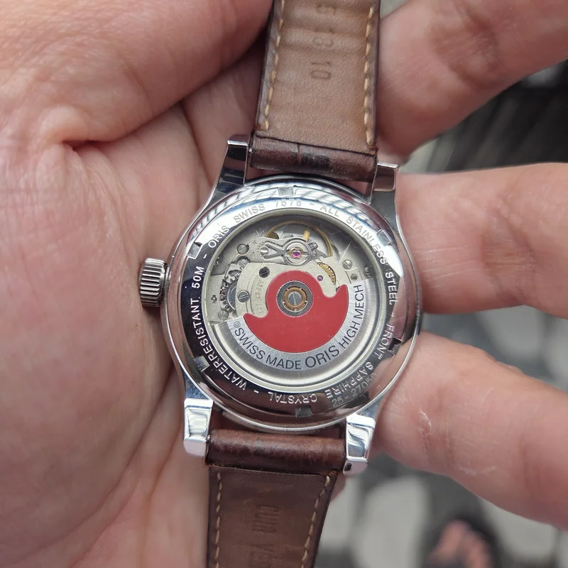 Thumb Classic Date 37 Stainless Steel / Silver