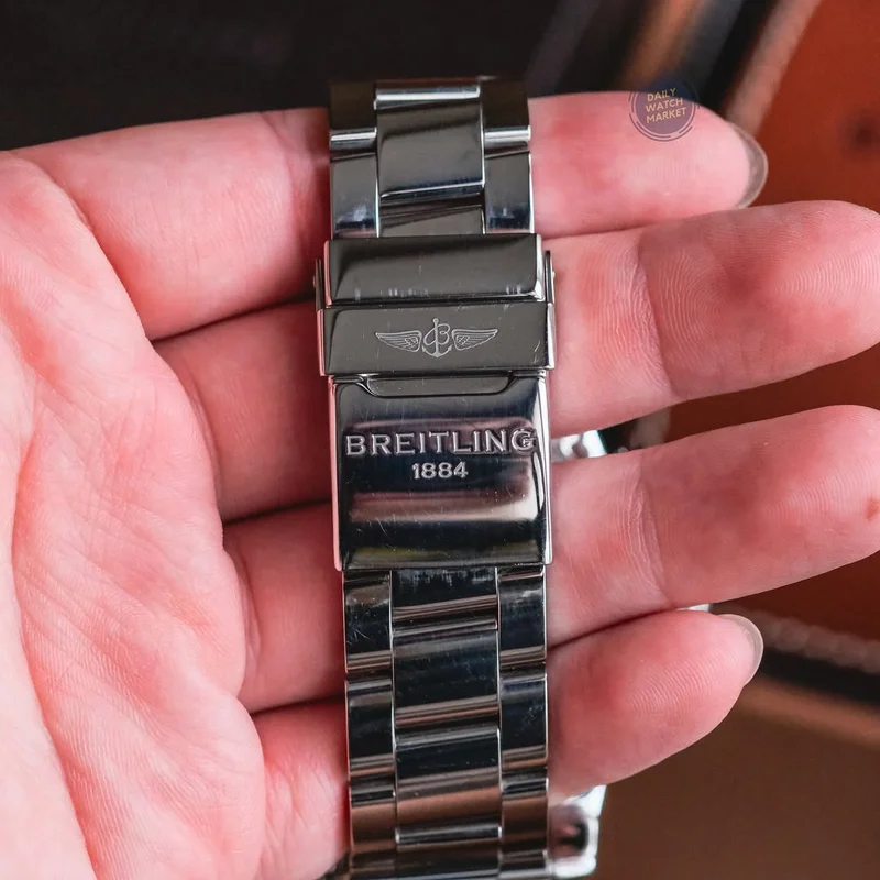 Thumb Super Avenger II Stainless Steel / Volcano Black / Military / Pin