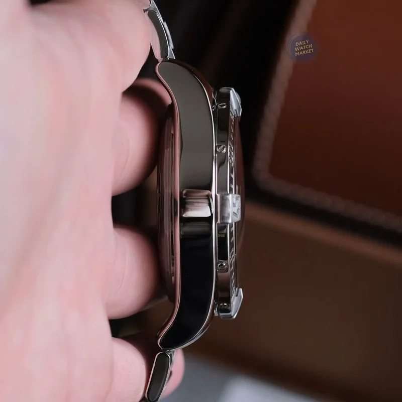 Thumb Super Avenger II Stainless Steel / Volcano Black / Military / Pin