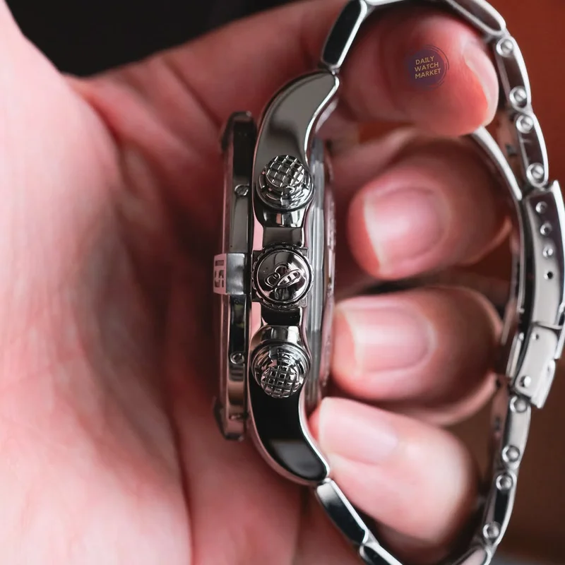 Thumb Super Avenger II Stainless Steel / Volcano Black / Military / Pin