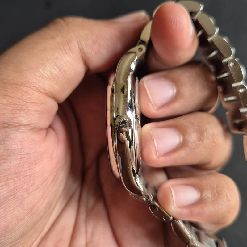 Thumb Master Collection 38.5 Day Date Stainless Steel / Silver-Arabic / Bracelet