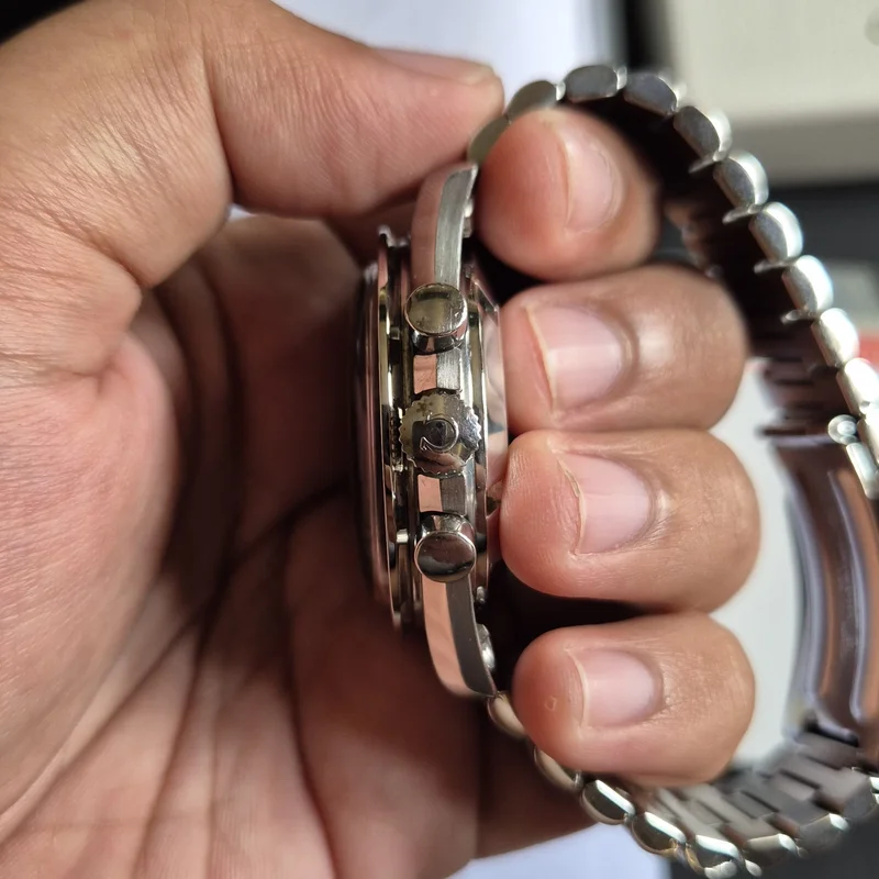 Thumb Speedmaster Professional Moonwatch