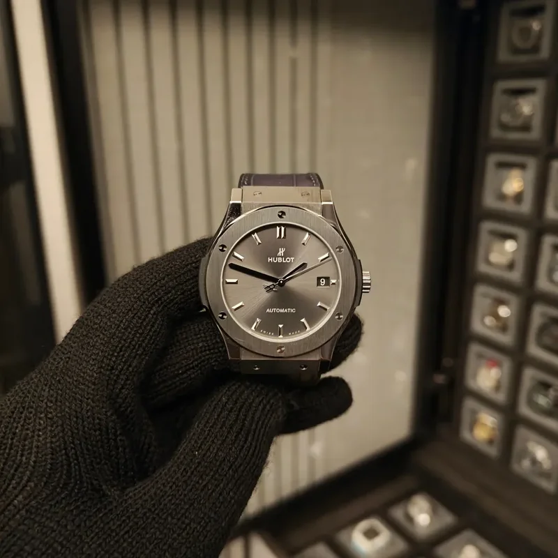 Classic Fusion 45 Titanium / Racing Grey