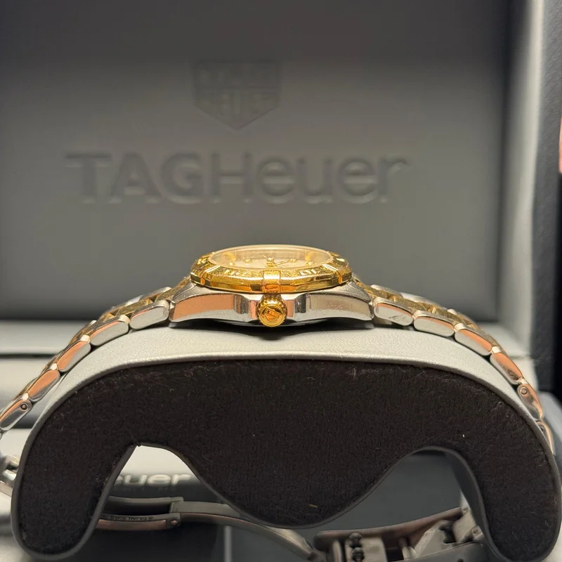 Thumb Aquaracer 300M Quartz 27 Stainless Steel / Yellow Gold / MOP - Diamond / Bracelet