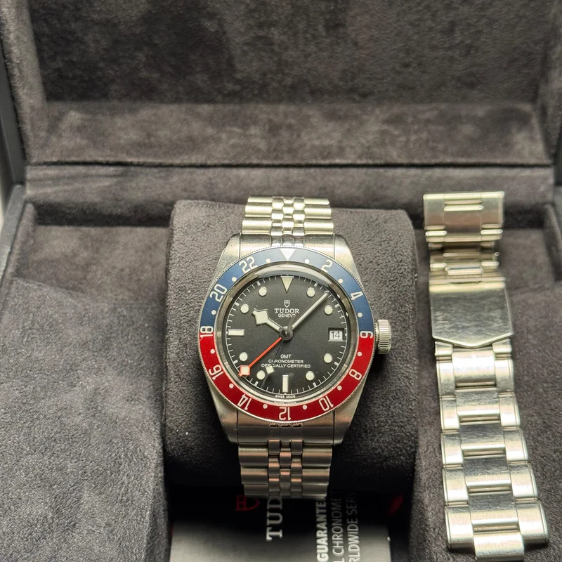 Black Bay GMT Stainless Steel / Black / Pepsi / Bracelet