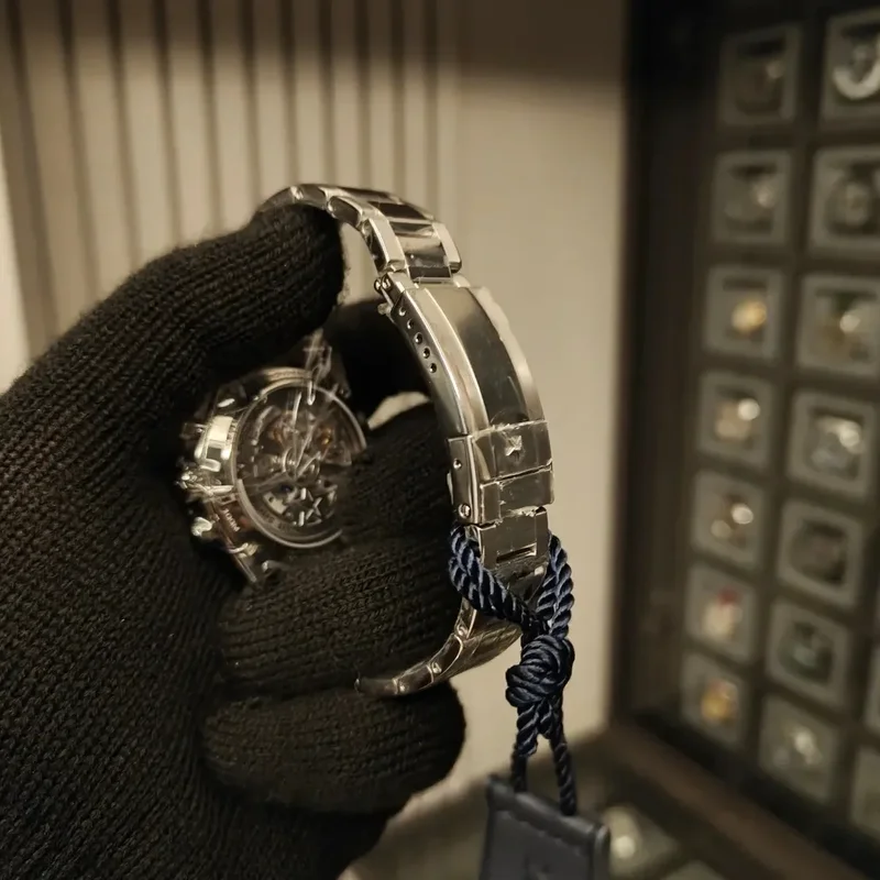 Thumb Chronomaster Sport Stainless Steel / Black / Bracelet