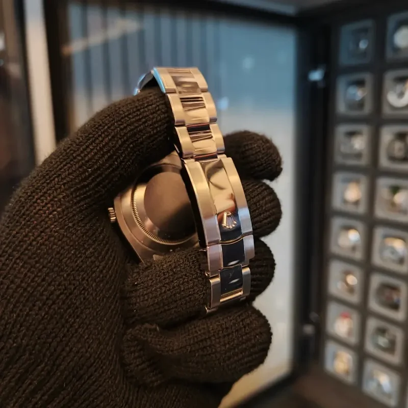 Thumb Datejust II Fluted Black Roman