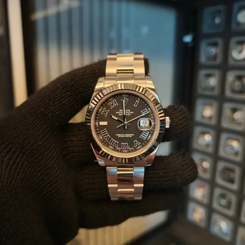 Thumb Datejust II Fluted Black Roman