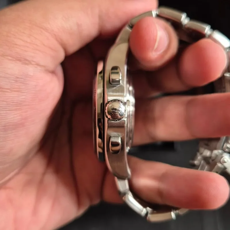 Thumb Chronograph Steelfish