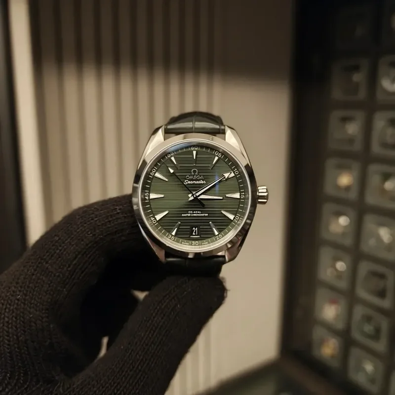 Seamaster Aqua Terra 150M Master Chronometer 41 Stainless Steel / Green / Alligator