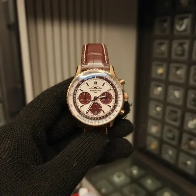 Navitimer B01 Chronograph 43 The Time Place 25th Anniversary