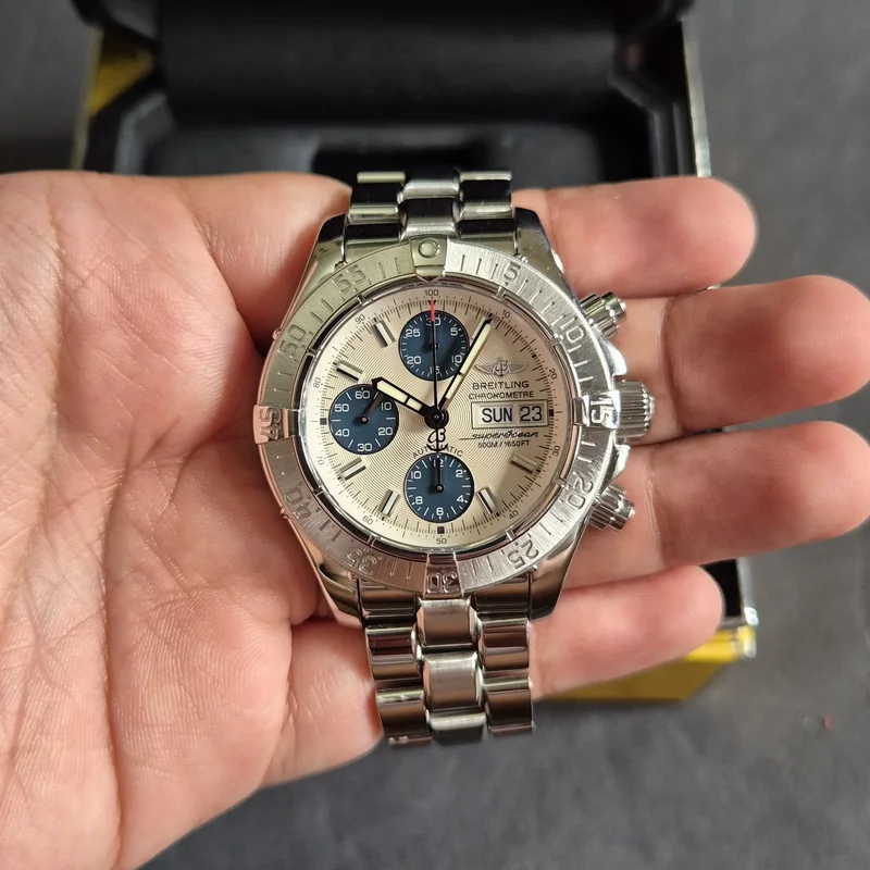 Superocean Chronograph