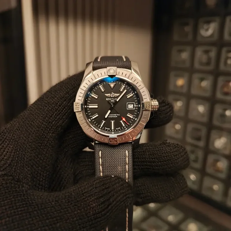 Avenger Automatic 43 Stainless Steel / Black / Military / Pin