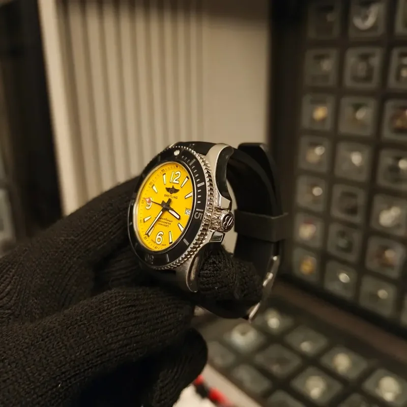 Thumb Superocean 42 Stainless Steel / Black - Yellow / eComm