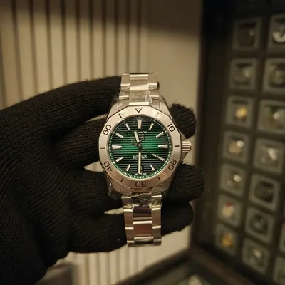 Aquaracer Professional 200 Automatic 40 Stainless Steel / Green