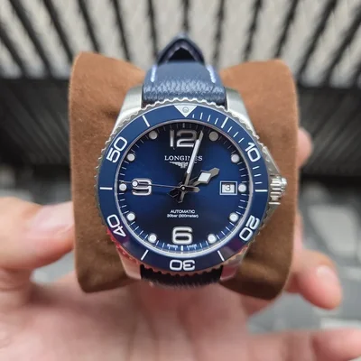 HydroConquest 39 Automatic Stainless Steel / Blue / Bracelet