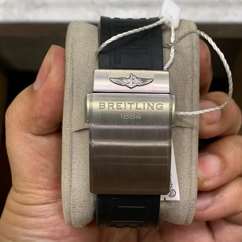 Thumb Avenger Bandit Titanium / Titanium Gray / Silver Hands / Rubber / Pin