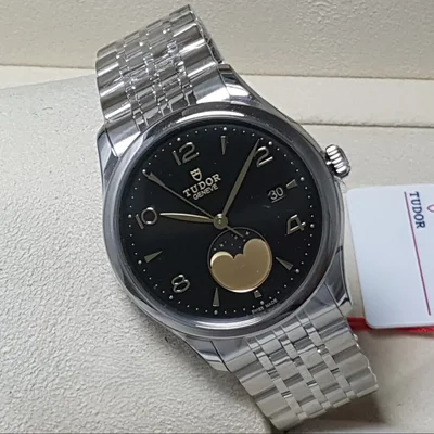 1926 Luna 39 Stainless Steel / Black