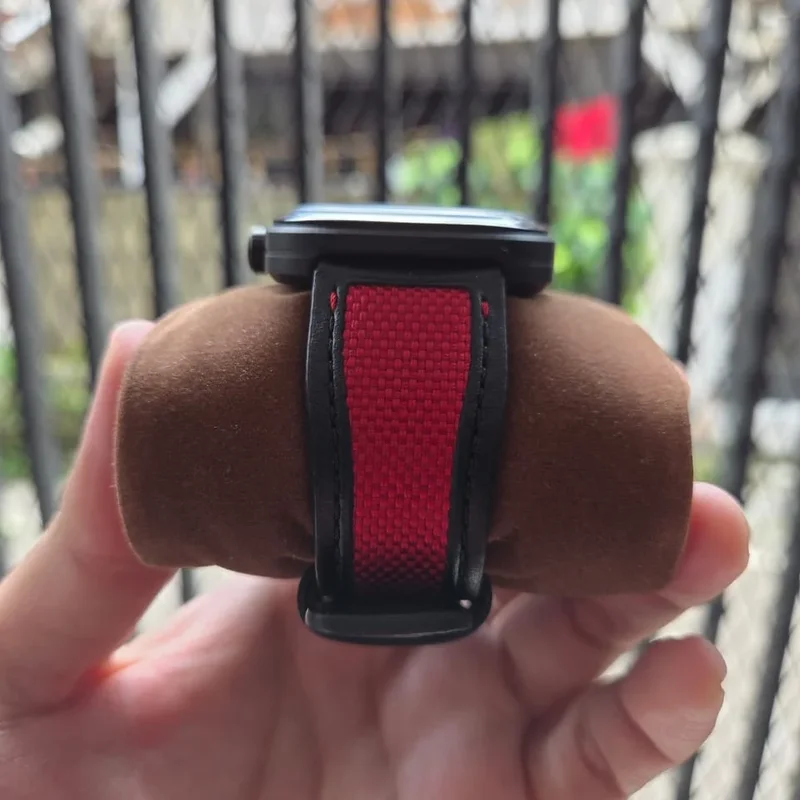 Thumb T3/05 Red Tiger Automatic