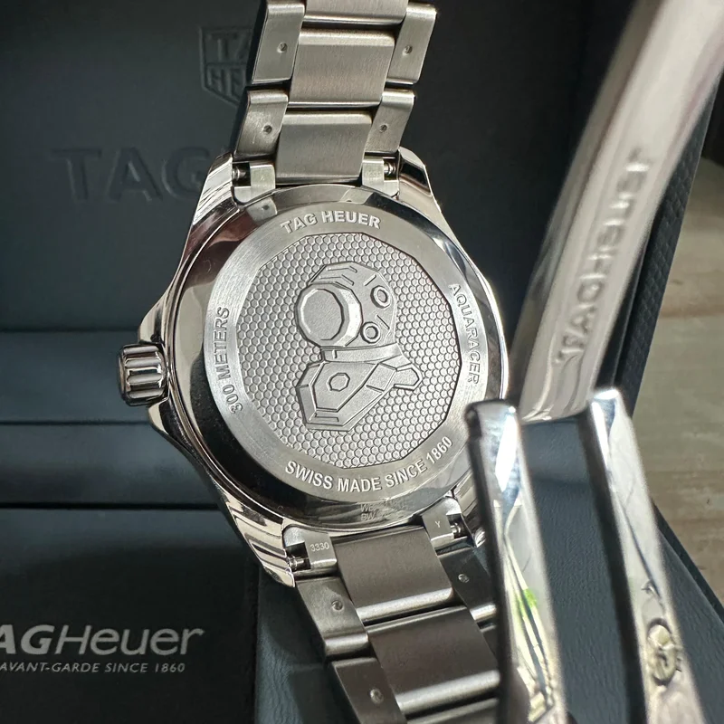 Thumb Aquaracer Professional 300 Date 42 Stainless Steel / Green