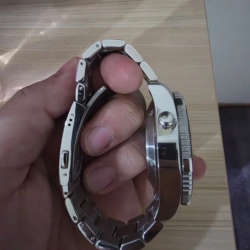 Thumb Aquaracer 500M Calibre 16 43 Stainless Steel / Black / Bracelet