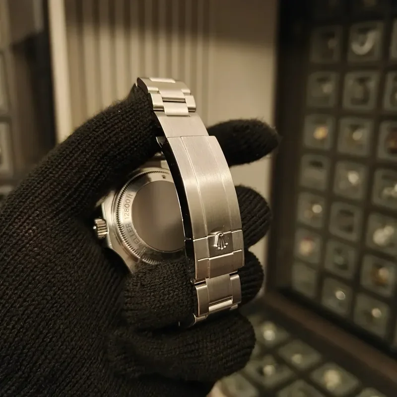 Thumb Sea-Dweller Deepsea D-Blue