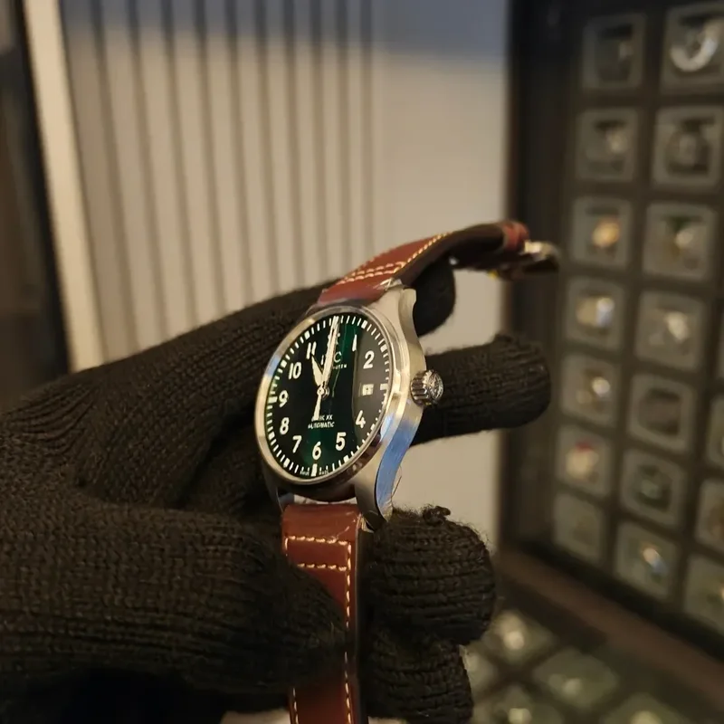 Thumb Pilot's Watch Mark XX Stainless Steel / Green