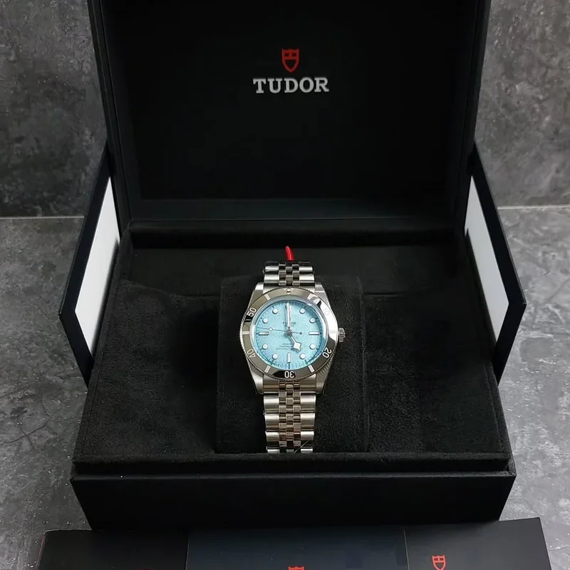 Thumb Black Bay 54 'Lagoon Blue' Stainless Steel