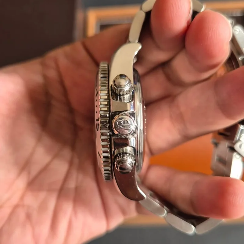 Thumb Chronograph Steelfish