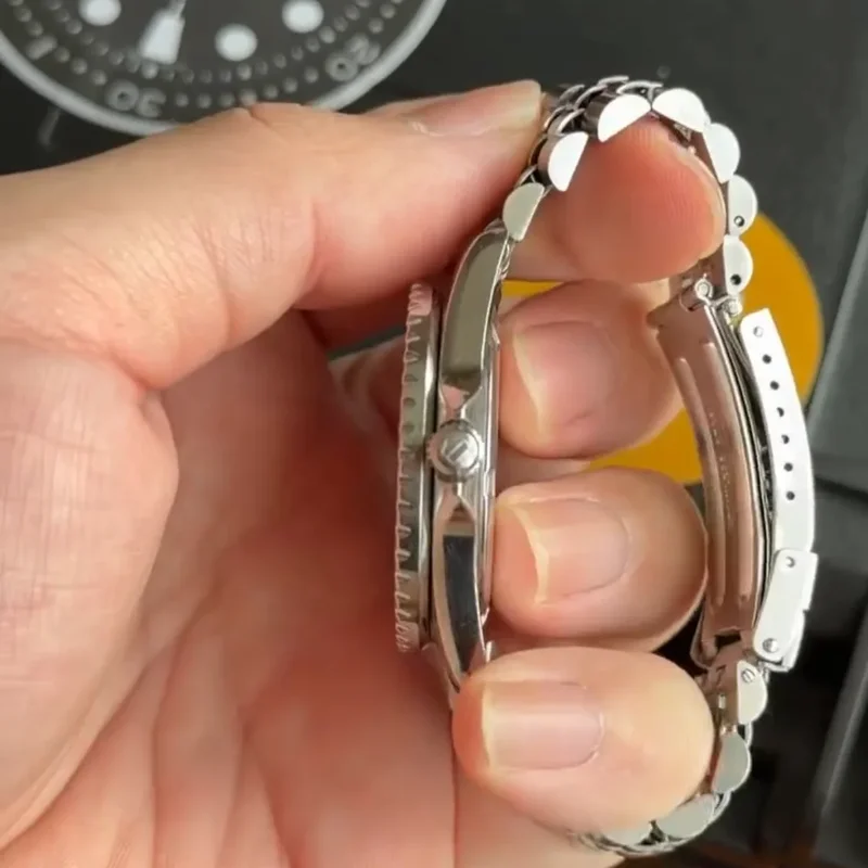 Thumb The Heuer 1000 Series 980.913 