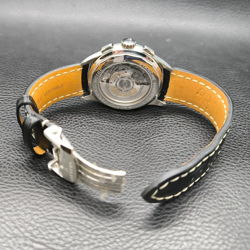 Thumb Premier B01 Chronograph 42 Stainless Steel / Silver / Croco / Folding