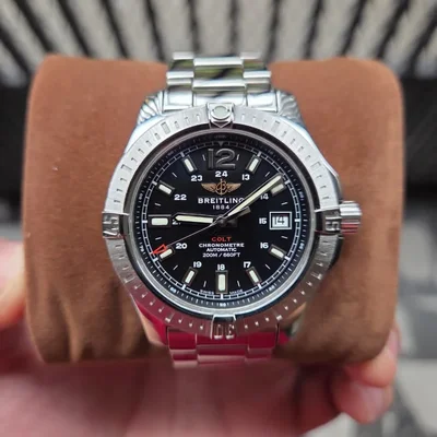 Colt 41 Automatic Volcano Black / Bracelet