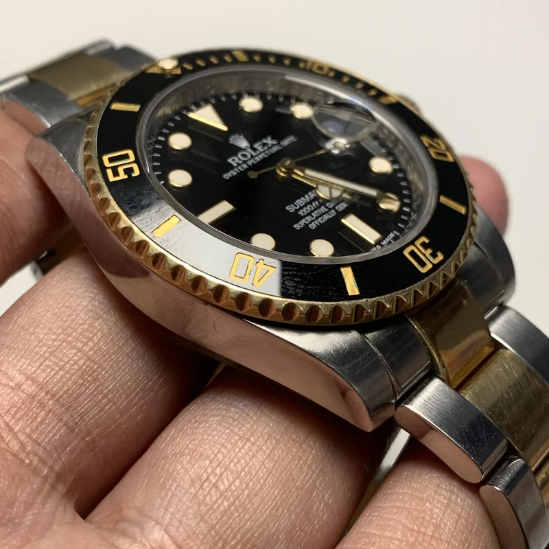 Thumb Submariner Date Rolesor / Black / Cerachrom