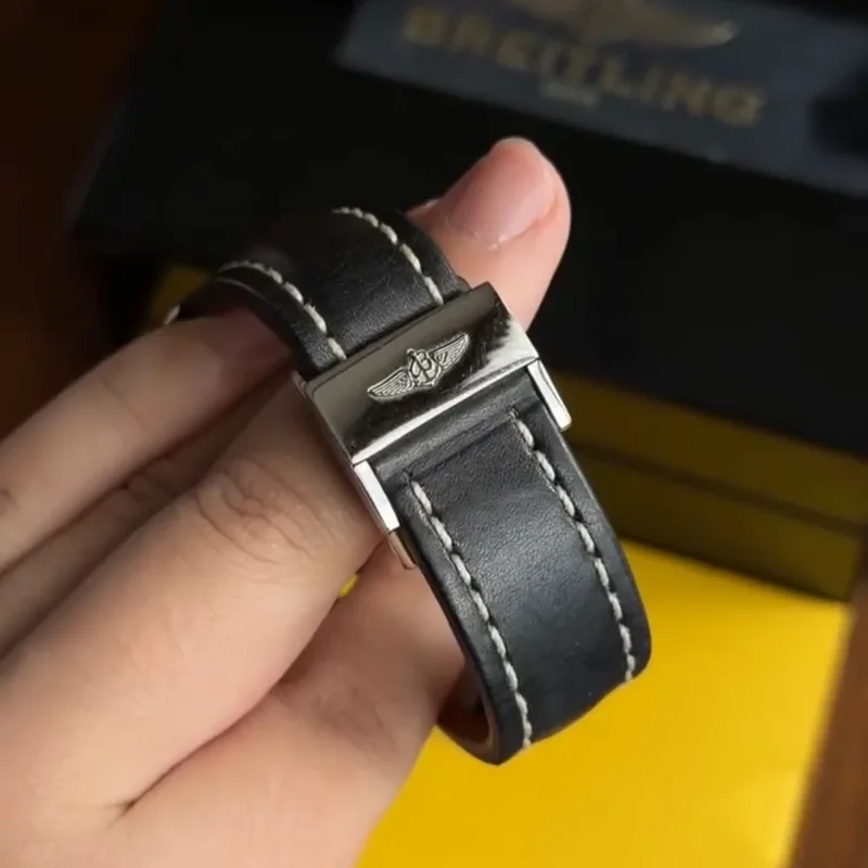 Thumb Cosmonaute Limited Edition