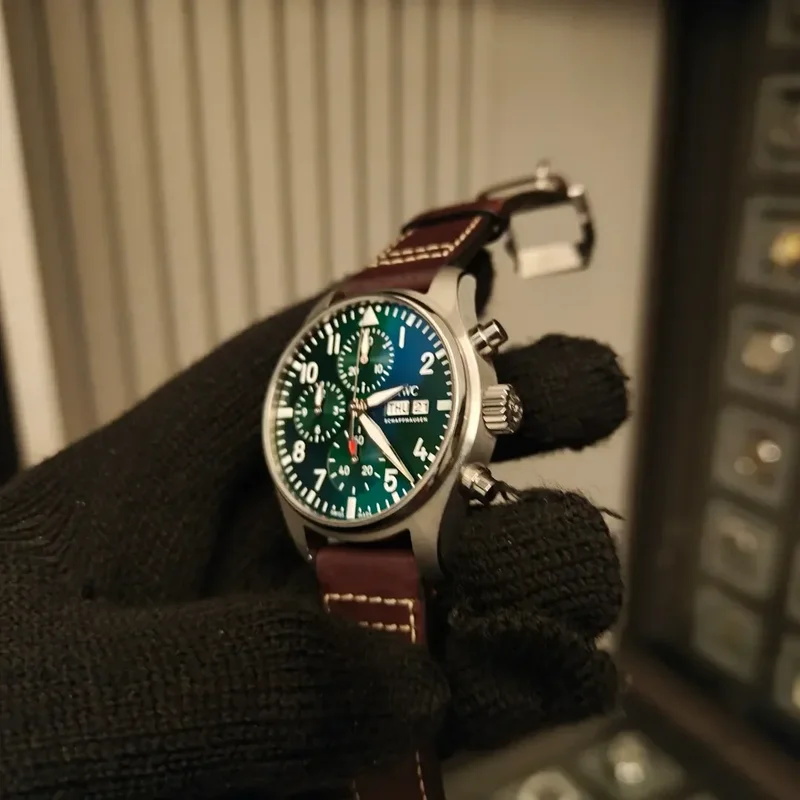 Thumb Pilot's Watch Chronograph Stainless Steel / Green
