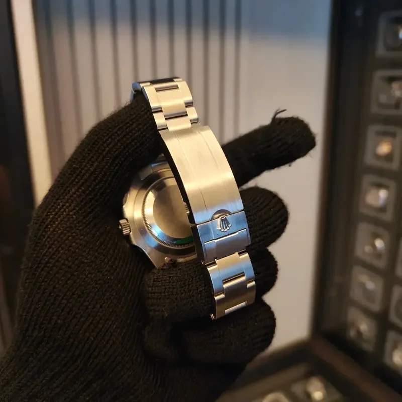 Thumb Submariner Date 41 Stainless Steel / Black / Cerachrom