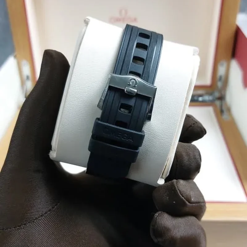 Thumb Seamaster Diver 300M Master Co-Axial 42 Stainless Steel / White / Rubber