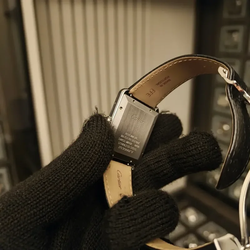 Thumb Tank Must Extra Large Automatic Stainless Steel / Silver