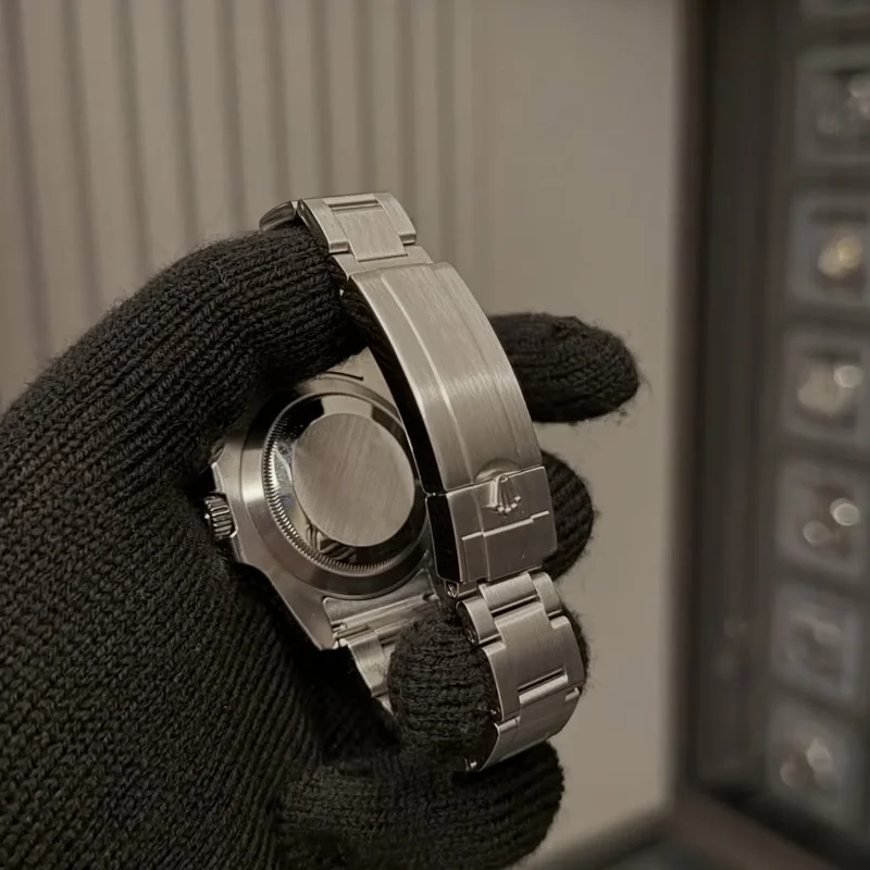 Thumb Submariner No-Date / Stainless Steel / Black / Cerachrom