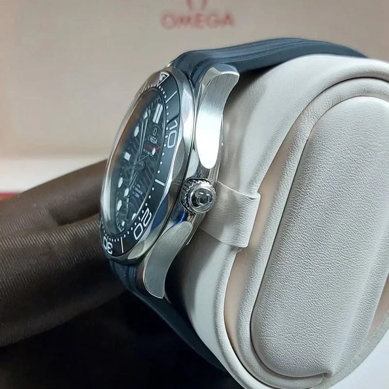 Thumb Seamaster Diver 300M Master Co-Axial 42 Stainless Steel / Black / Rubber