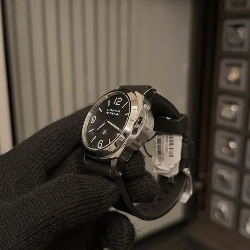 Thumb Luminor Base 44 Logo 3 Days Stainless Steel / Black