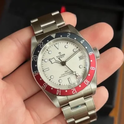 Black Bay GMT Stainless Steel / White / Bracelet