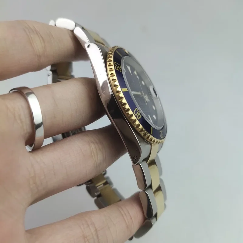 Thumb Submariner Date 16613 Blue Tritium