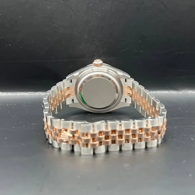 Thumb Lady-Datejust 28 Rolesor Rose Fluted / Jubilee / Chocolate Roman