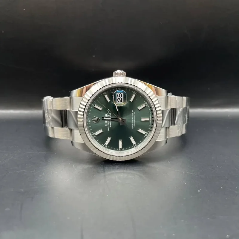 Datejust 41 Stainless Steel - Fluted / Green / Oyster