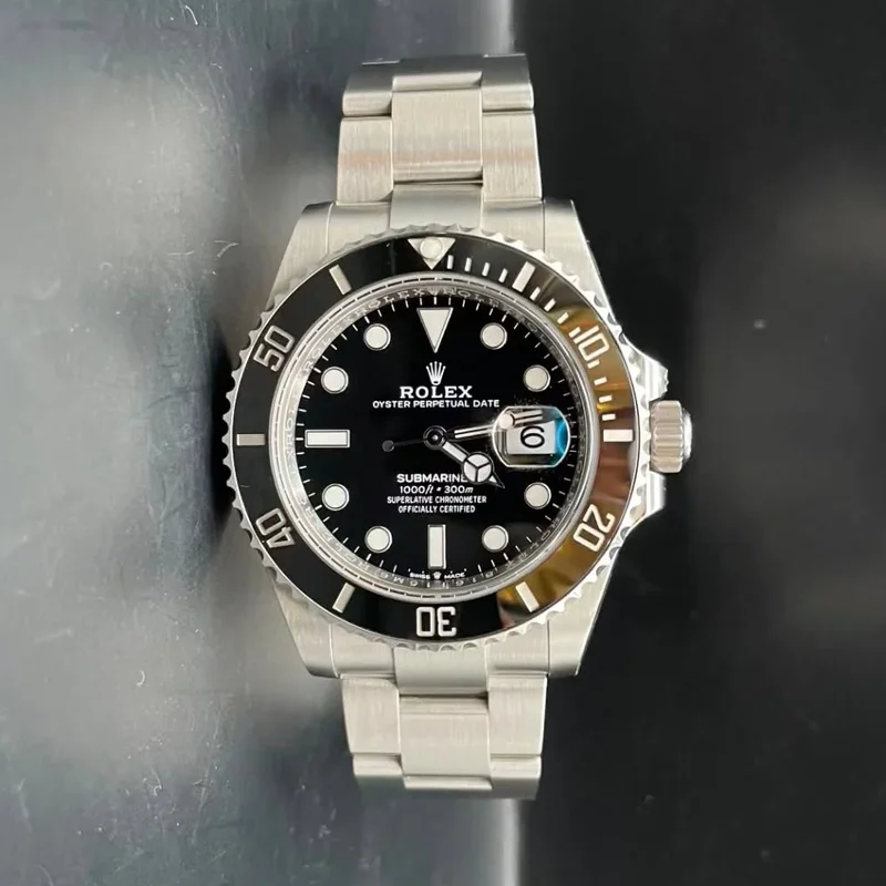 Submariner Date 41 Stainless Steel / Black / Cerachrom
