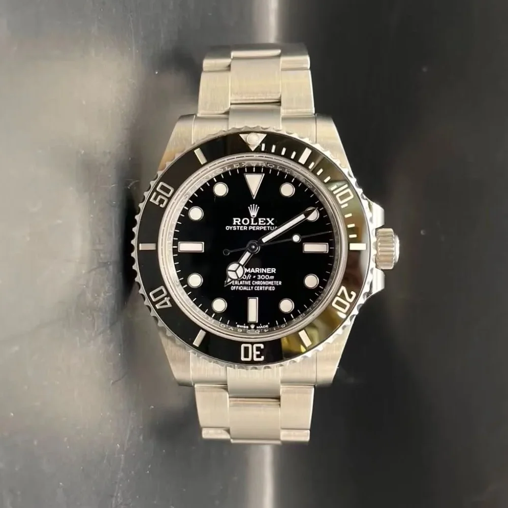 Submariner No-Date 41 / Stainless Steel / Black / Cerachrom
